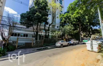 Apartamento com 3 quartos à venda na rua cabral, 764, rio branco, porto alegre, 77 m2 por r$ 1.200.000