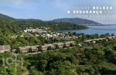 Casa em condomínio fechado com 4 quartos à venda na rua laurindo januário da silveira, 3095, lagoa da conceição, florianópolis, 341 m2 por r$ 5.550.000