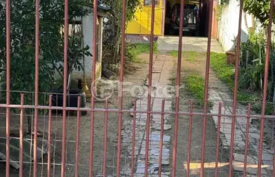 Casa com 3 quartos à venda na rua coronel timóteo, 171, camaquã, porto alegre, 180 m2 por r$ 800.000