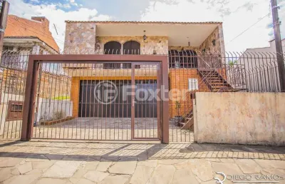 Casa com 3 quartos à venda na avenida jacuí, 1188, cristal, porto alegre, 280 m2 por r$ 725.000