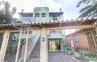 Casa com 3 quartos à venda na avenida mãe apolinária matias batista, 170, petrópolis, porto alegre, 171 m2 por r$ 800.000