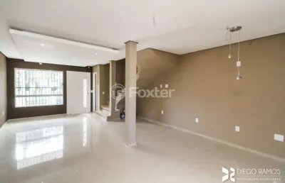 Casa com 3 quartos à venda na rua breno rosa, 30, vila nova, porto alegre, 123 m2 por r$ 450.000