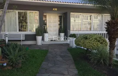 Casa com 5 quartos à venda na avenida general barreto viana, 430, chácara das pedras, porto alegre, 392 m2 por r$ 1.550.000