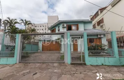 Casa com 6 quartos à venda na rua ari barroso, 295, sarandi, porto alegre, 240 m2 por r$ 980.000