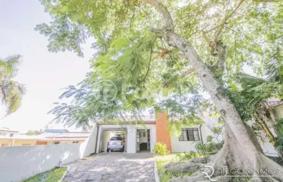 Casa com 4 quartos à venda na avenida leonardo carluci, 86, espírito santo, porto alegre, 120 m2 por r$ 800.000