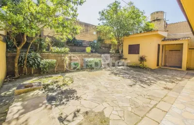 Casa com 3 quartos à venda na rua artigas, 320, petrópolis, porto alegre, 234 m2 por r$ 1.150.000