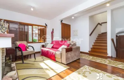 Casa em condomínio fechado com 4 quartos à venda na praça são caetano, 90, teresópolis, porto alegre, 195 m2 por r$ 1.350.000