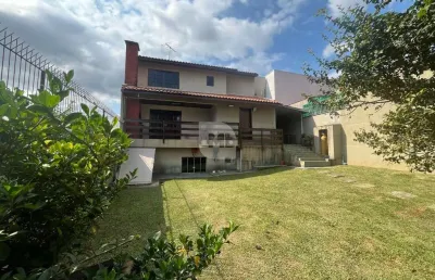Casa com 4 quartos à venda na rua doutor sátilas do amaral camargo, 1167, tingui, curitiba por r$ 997.500