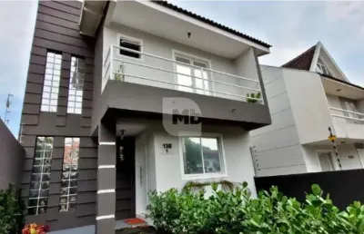 Casa com 3 quartos à venda na rua fernando de noronha, 1, santa cândida, curitiba por r$ 699.000