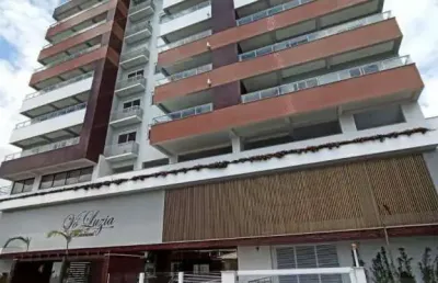 Apartamento de 3 quartos com 110 m² privativos, 2 vagas, andar alto com vista mar