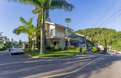 Casa em condomínio fechado com 4 quartos à venda na Avenida das Arapongas, 455, Ariribá, Balneário Camboriú