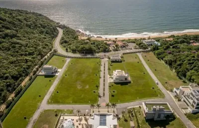 Terreno no condomínio green ocean na praia do estaleirinho em balneário camboriú, com 659m2.