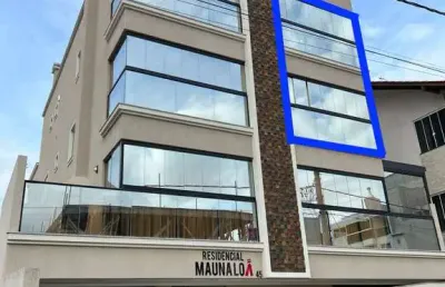 Cobertura duplex decorado com 3 suítes na praia de mariscal