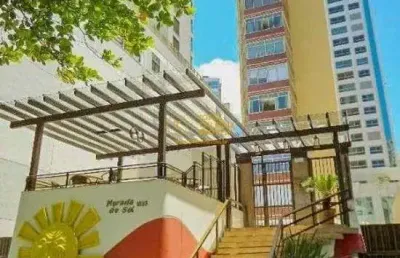 Cobertura frente mar sendo 04 dormitórios na avenida atlântica balneário camboriú, sc