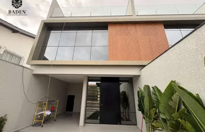 Casa com 3 quartos à venda na Rua 2070, 811, Centro, Balneário Camboriú