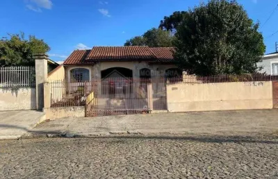 Casa residencial com 5 quartos  à venda, 234.00 m2 por r$450000.00  - uvaranas - ponta grossa/pr