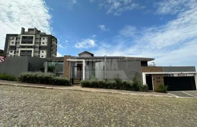 Casa residencial com 3 quartos  à venda, 220.00 m2 por r$1550000.00  - oficinas - ponta grossa/pr