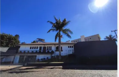 Casa residencial com 4 quartos  à venda, 238.00 m2 por r$1860000.00  - jardim carvalho - ponta grossa/pr