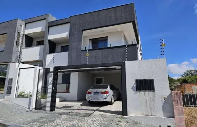 Sobrado com 3 quartos  à venda, 175.00 m2 por r$750000.00  - uvaranas - ponta grossa/pr
