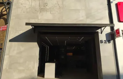 Sala comercial para alugar, 80.00 m2 por r$14500.00  - centro - ponta grossa/pr