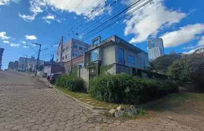 Casa residencial com 3 quartos  para alugar, 180.00 m2 por r$4000.00  - centro - ponta grossa/pr