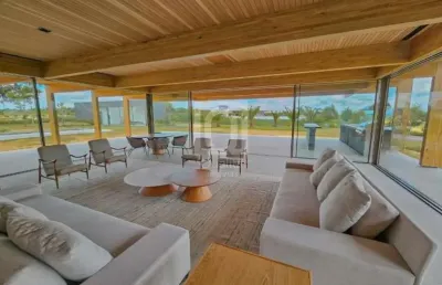Casa contemporânea à venda no condomínio fazenda boa vista