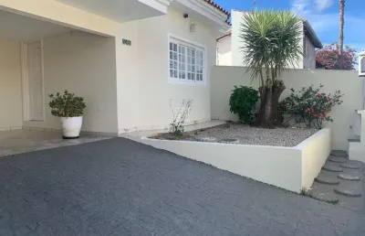 Casa com 3 quartos à venda no Jardim São Carlos, Sorocaba 