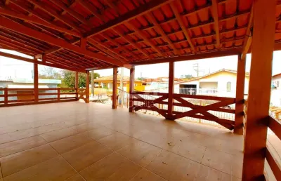 Casa com 3 quartos à venda no Centro, Sarapuí 