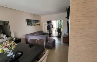 Sobrado à venda no condomínio horto florestal em sorocaba