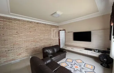 Casa com 3 quartos à venda no Jardim Gonçalves, Sorocaba 