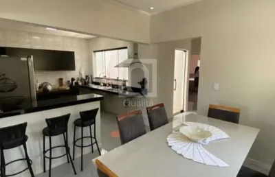 Casa sobrado com salão comercial no jardim santa cecília sorocaba