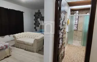 Casa para venda ou locação com 5 quartos e área gourmet próxima ao pico do jaraguá
