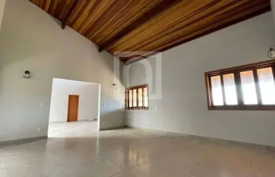 Casa colonial no condomínio são josé à venda em boituva | 4 suítes, lazer completo