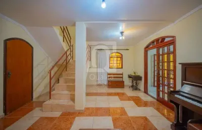 Casa à venda na vila yara, osasco | 5 quartos, suíte, área gourmet e piscina