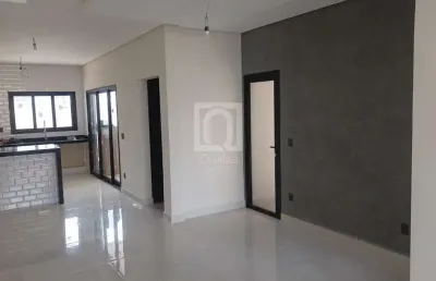 Casa no condomínio horto florestal villagio sorocaba