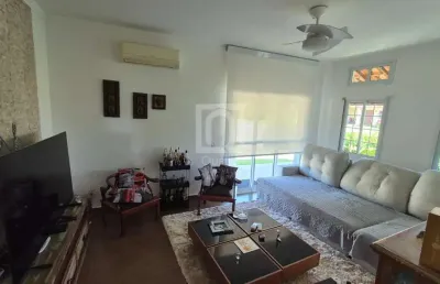 Casa no condomínio village da serra araçoiaba da serra