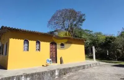 Casa térrea 3 dorm. em caucaia, ambientes amplos, quintal, pomares