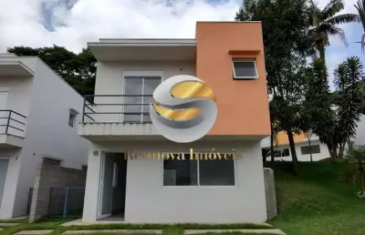 Casa nova isolada, 3 dormitórios, 1 suite com sacada, quintal