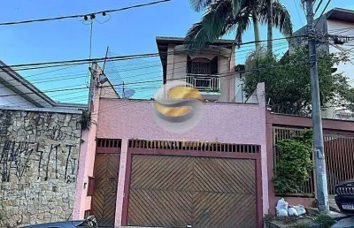 Casa com 3 quartos à venda na Rua Carlos Pedrell, 289, Parque Ipê, São Paulo