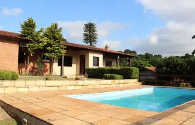 Casa terrea 3 amplas suites, imóvel estilo granjeiro com ótimos espaços