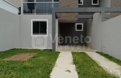 Sobrado individuais, de frente para rua, com duas unidades