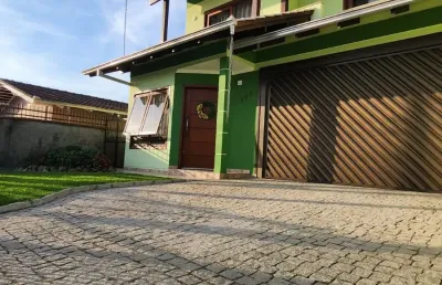 Casa com 3 quartos à venda na Rua São Borja, Boa Vista, Joinville