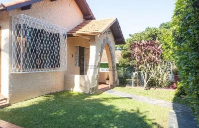 Casa com 4 quartos à venda na Rua General Gomes Carneiro, 1200, Medianeira, Porto Alegre