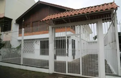 Casa padrão 2 pavimentos com anexo terraço e piscina