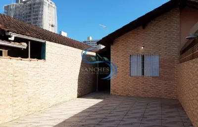 Casa com 2 quartos à venda na Avenida Presidente Kennedy, 15375, Jardim Imperador, Praia Grande