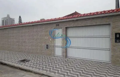 Casa com 3 quartos à venda na Avenida Presidente Kennedy, 15375, Balneário Flórida, Praia Grande