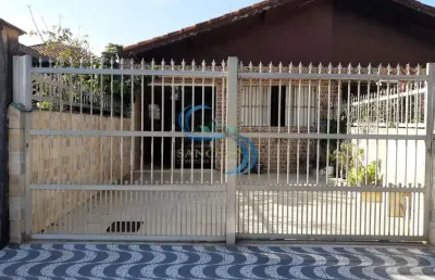 Casa com 2 quartos à venda na Avenida Presidente Kennedy, 15375, Jardim Imperador, Praia Grande