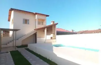 Casa à venda com 2 quartos no bairro jamaica (praia)