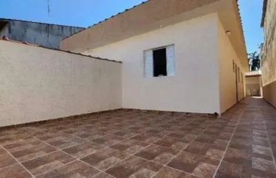 Casa à venda com 2 quartos no bairro gaivota (praia)
