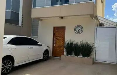 Sobrado à venda com 2 quartos no bairro nova itanhaém (praia)